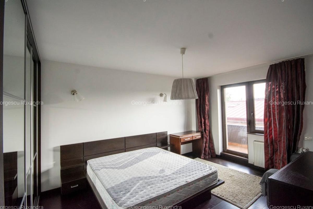 3 camere  2 Cocosi,metrou Straulesti, mobilat, utilat,bloc 2008 - 9