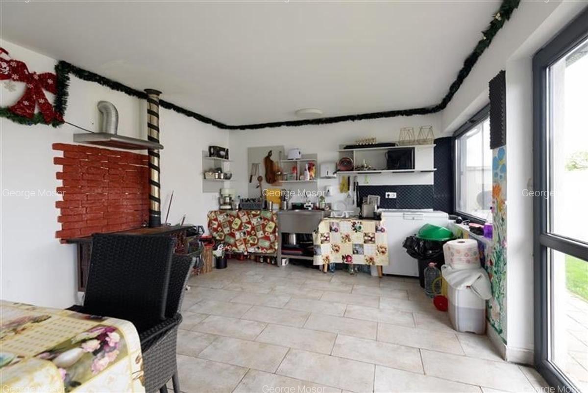 Proprietate deosebita, in nota distinctiva, Cristian, Brasov. - 20