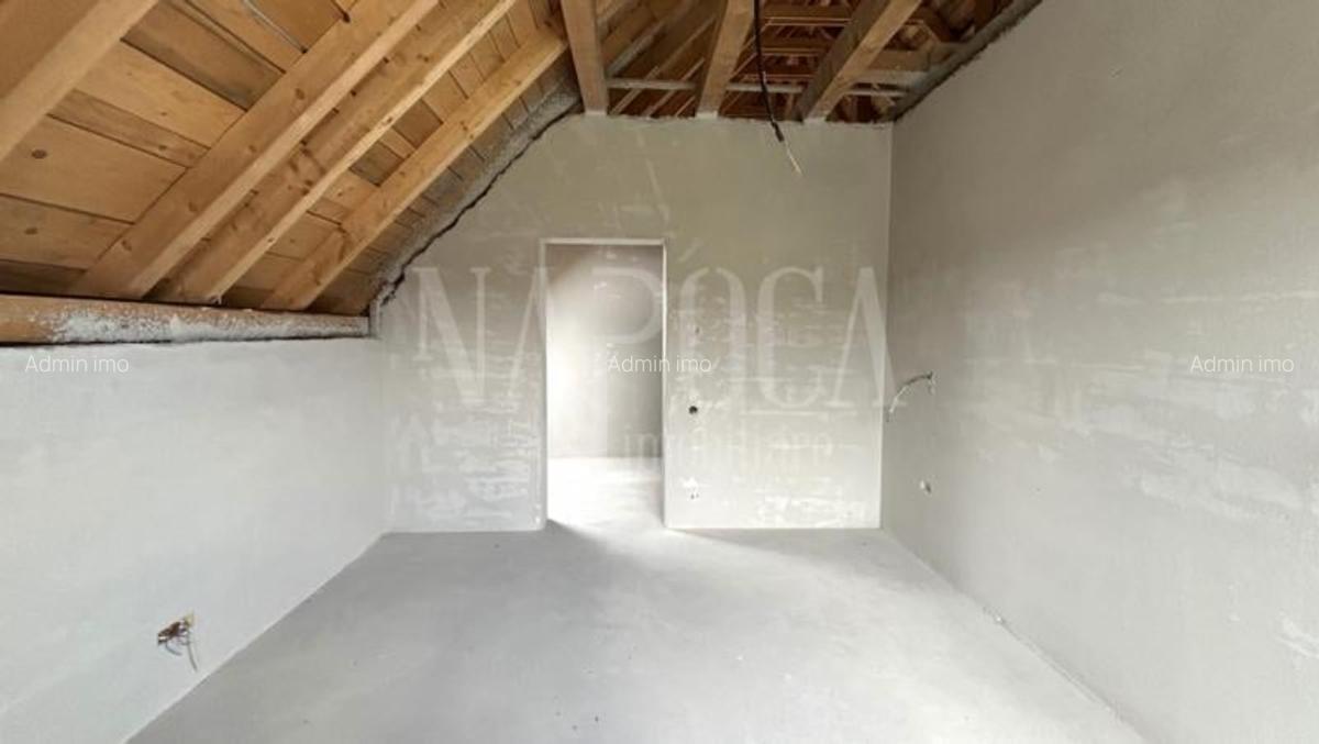 Casa 5 camere de vanzare in Salicea - 9