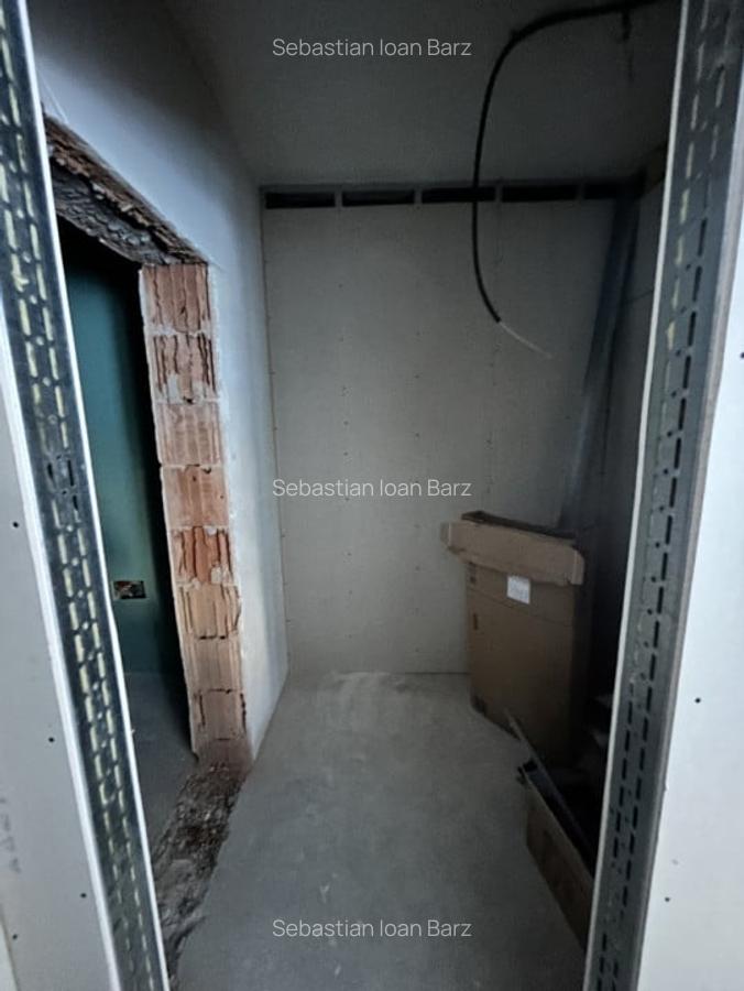 Spațiu comercial, 86 mp în Borhanci - 11