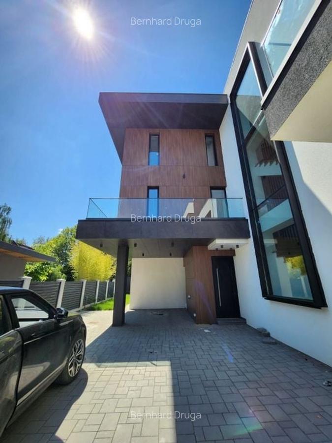 Vila ultrafinisată din Pipera - Iancu Nicolae: Design modern, confort premium - 19