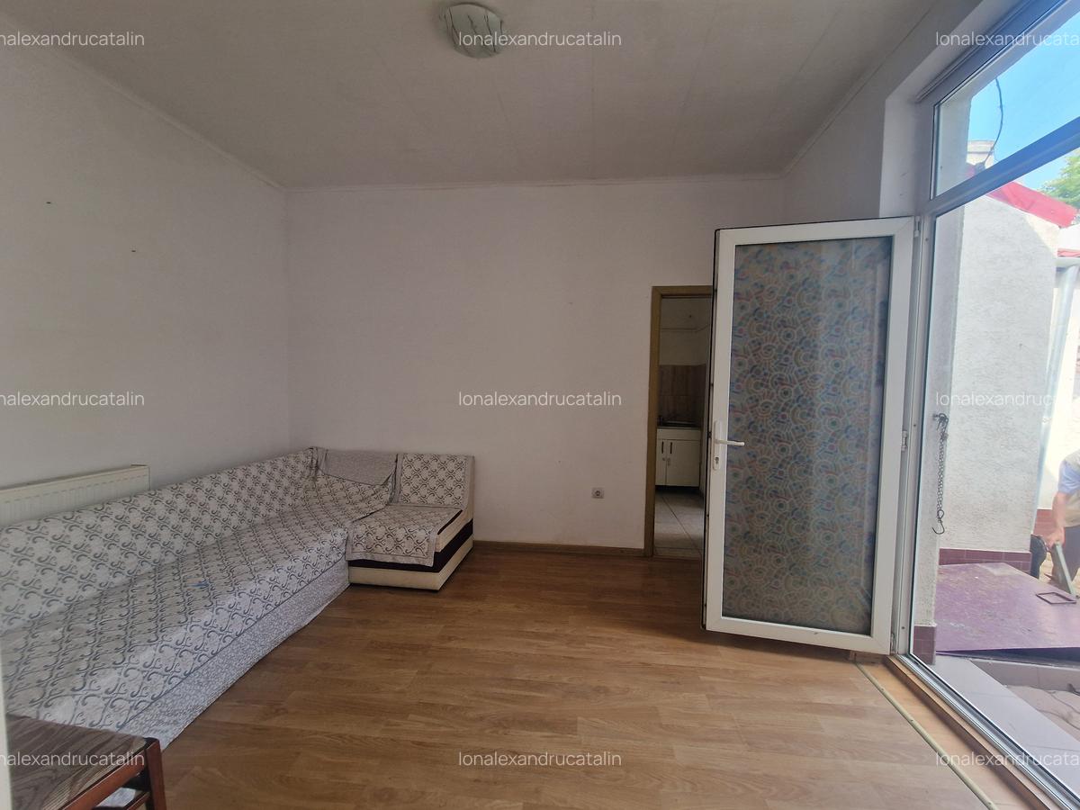 Trocadero - Casa 6 camere constructie caramida, deschidere la doua strazi - 5