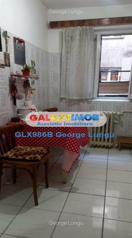 Apartament 3 camere decomandat Drumul Taberei - 8
