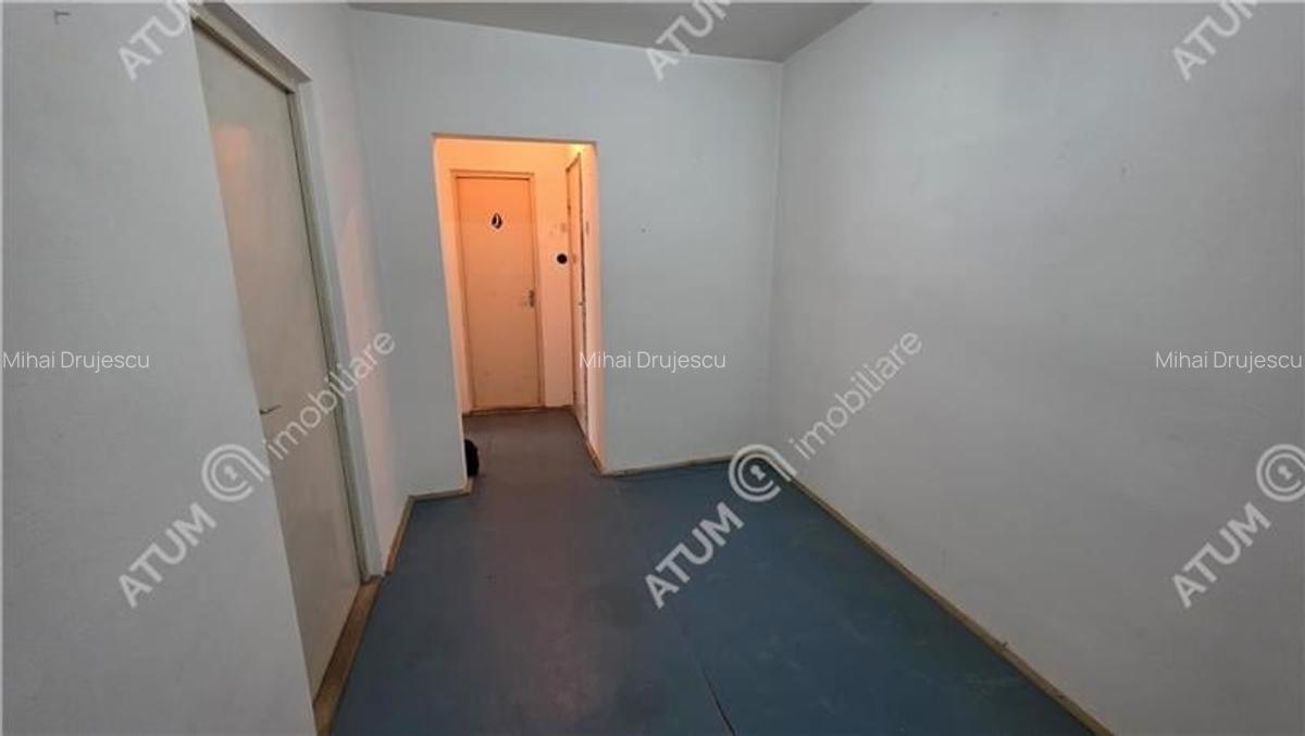 Apartament cu 3 camere decomandate si balcon in zona Rahovei in Sibiu - 11
