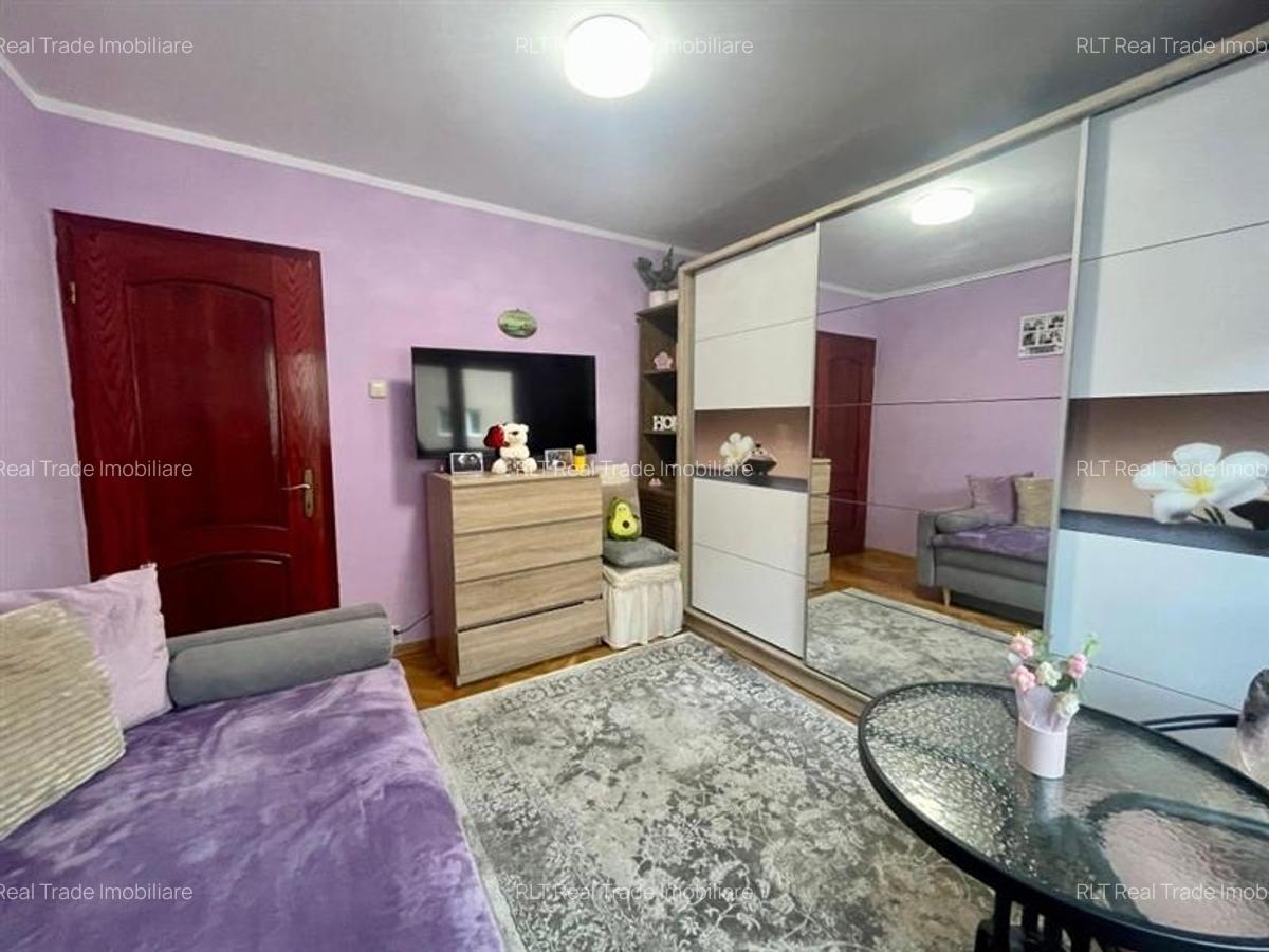 Apartament cu 4 camere decomandat, mobilat în Răcădău - 3