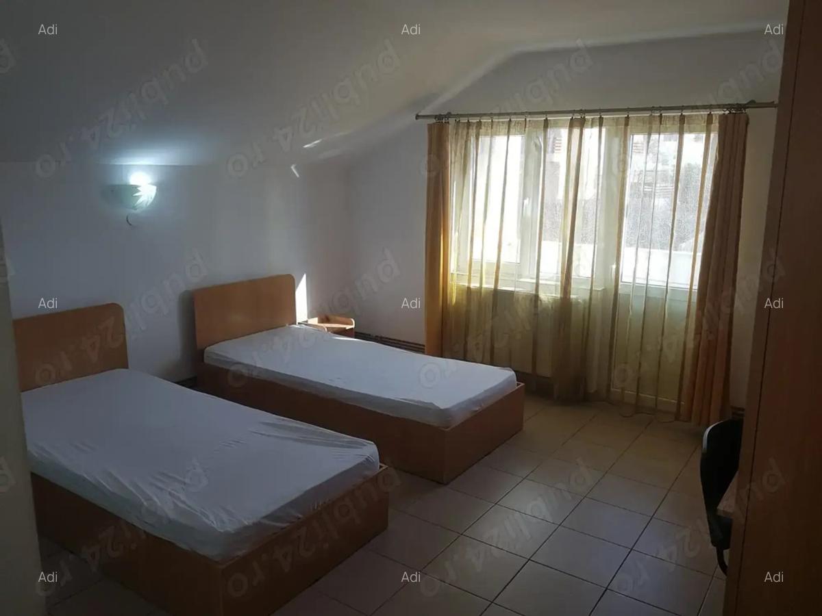 PF Apartament cu 1 camera zona Podul de Fier - 3