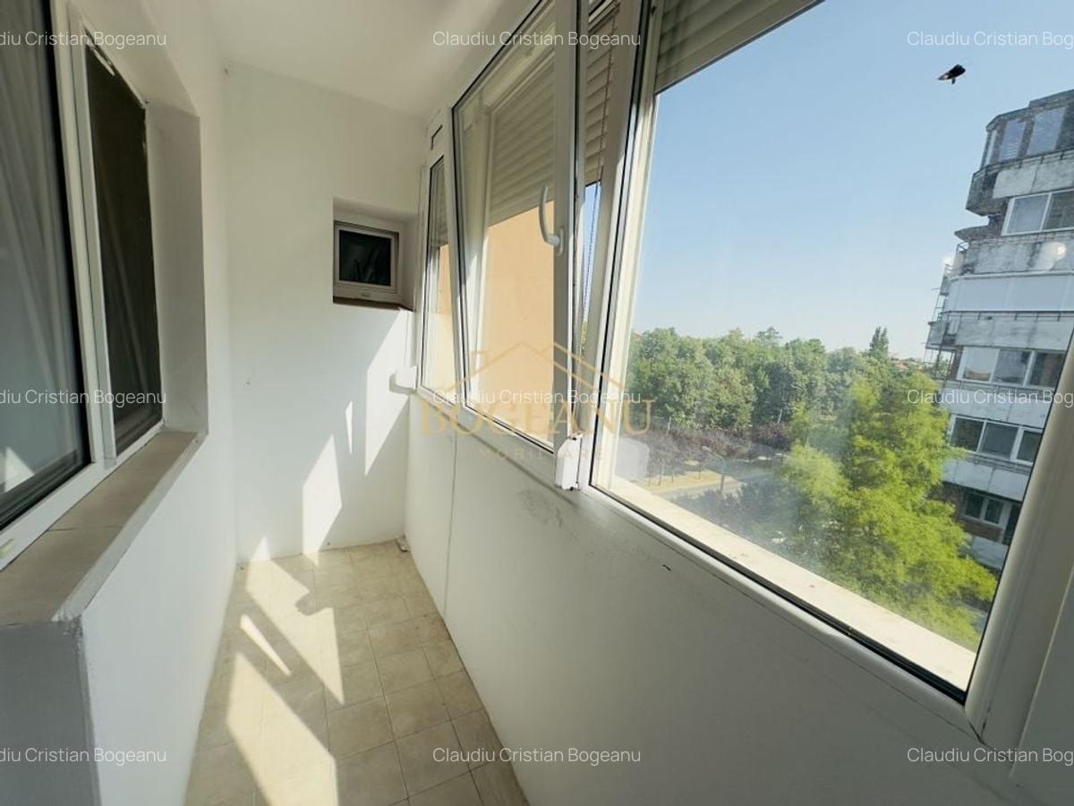 Apartament cu 3 camere semidecomandat, mobilat în Central - 14