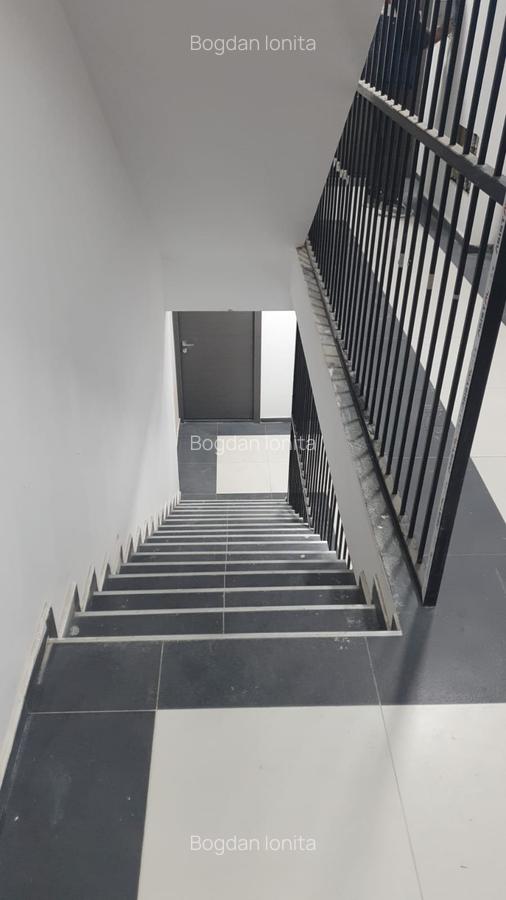 Apartament cu 3 camere decomandat, mobilat în Metalurgiei - 9