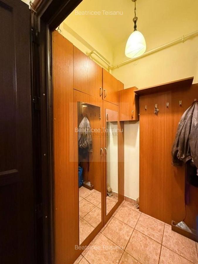 3 camere | Etaj 3/4 | Nemobilat | Universitate - Piata C. A . Rosetti - 21