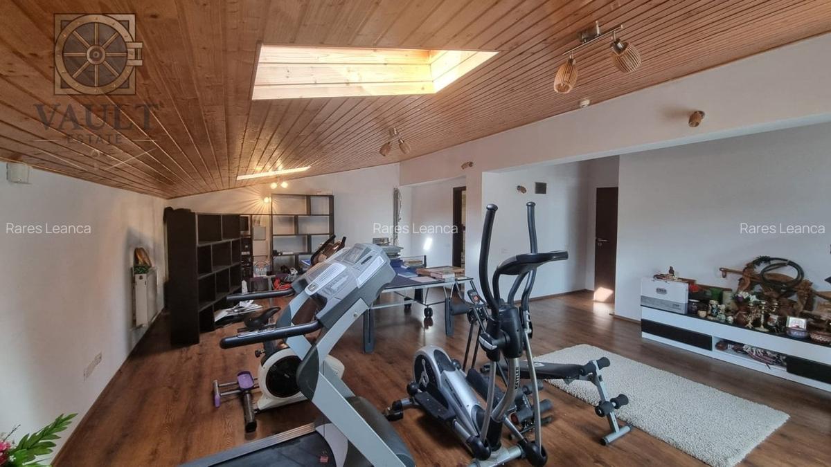 VILA INDIVIDUALA-APARATORII PATRIEI-5 minute METROU - 16