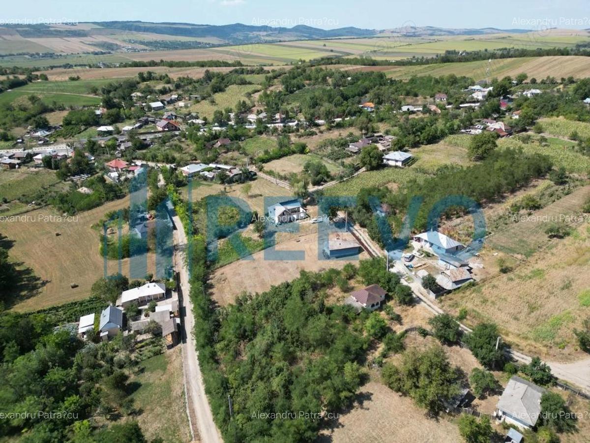 Casa ?i teren de vanzare in Parincea jud. Bacau. - 5