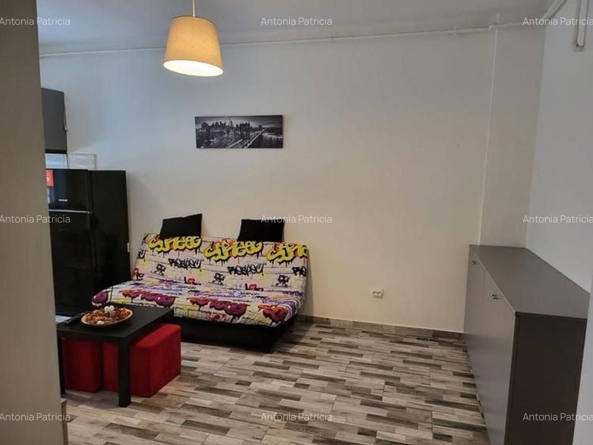 Studio Aparatorii Patriei /metrou - 3