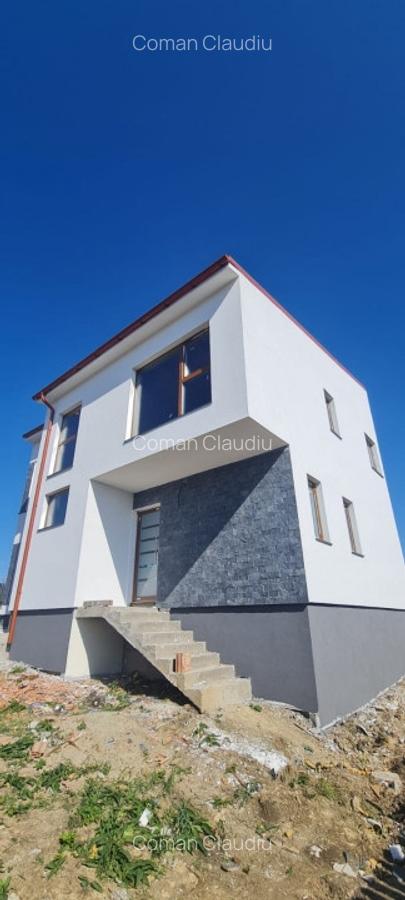 Casa individuala , Dezmir, stil deosebit - 3