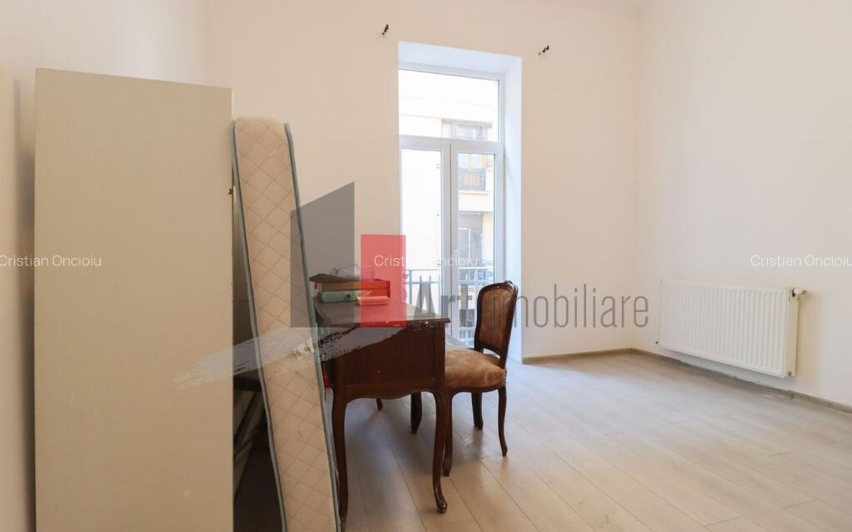 Apartamentul REHEGUA , stradal, bloc REABILITAT - 10