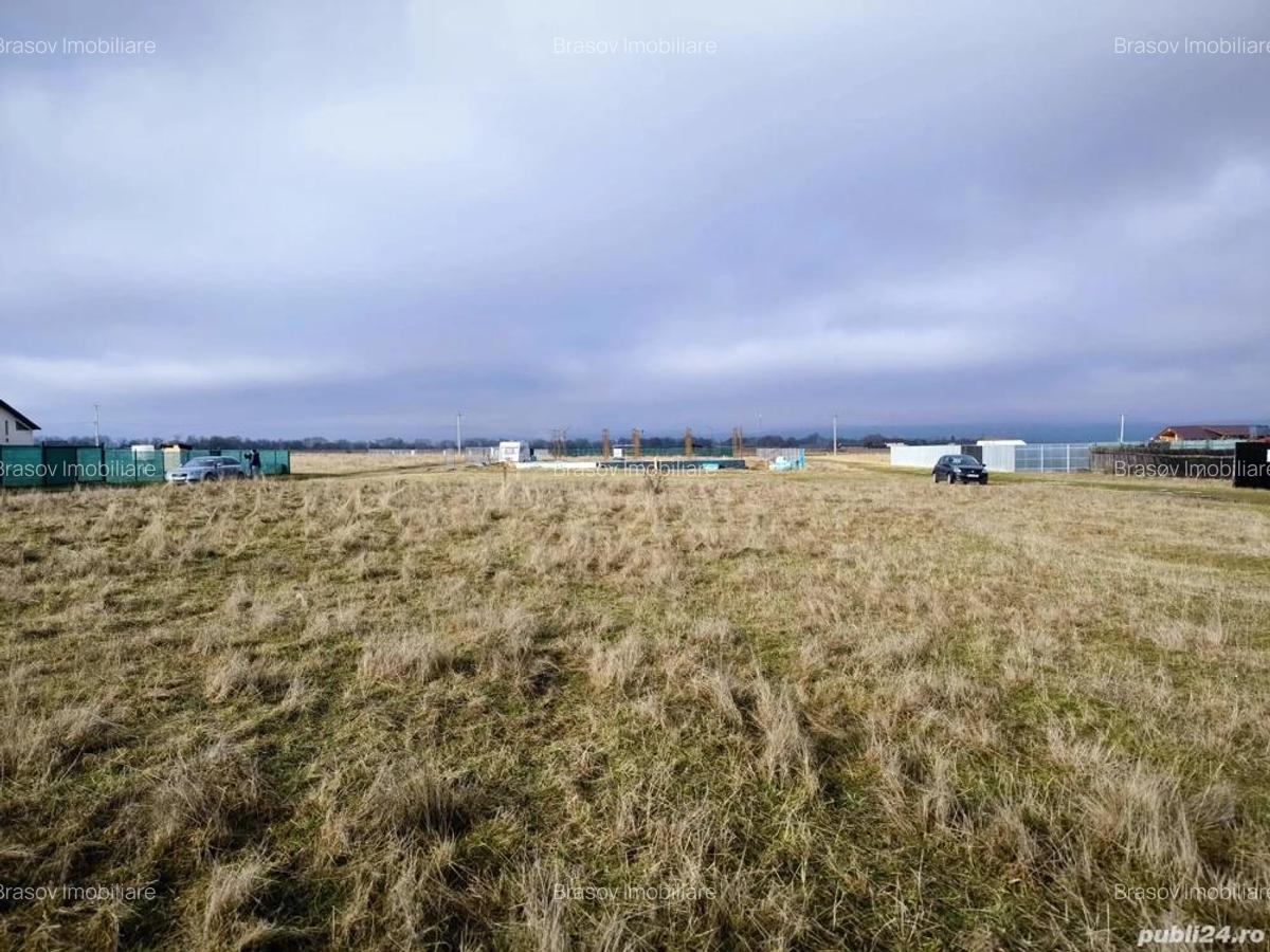 Zona Glajarie - Rasnov, teren ideal pentru investitie sau constructii de vacanta. - 2