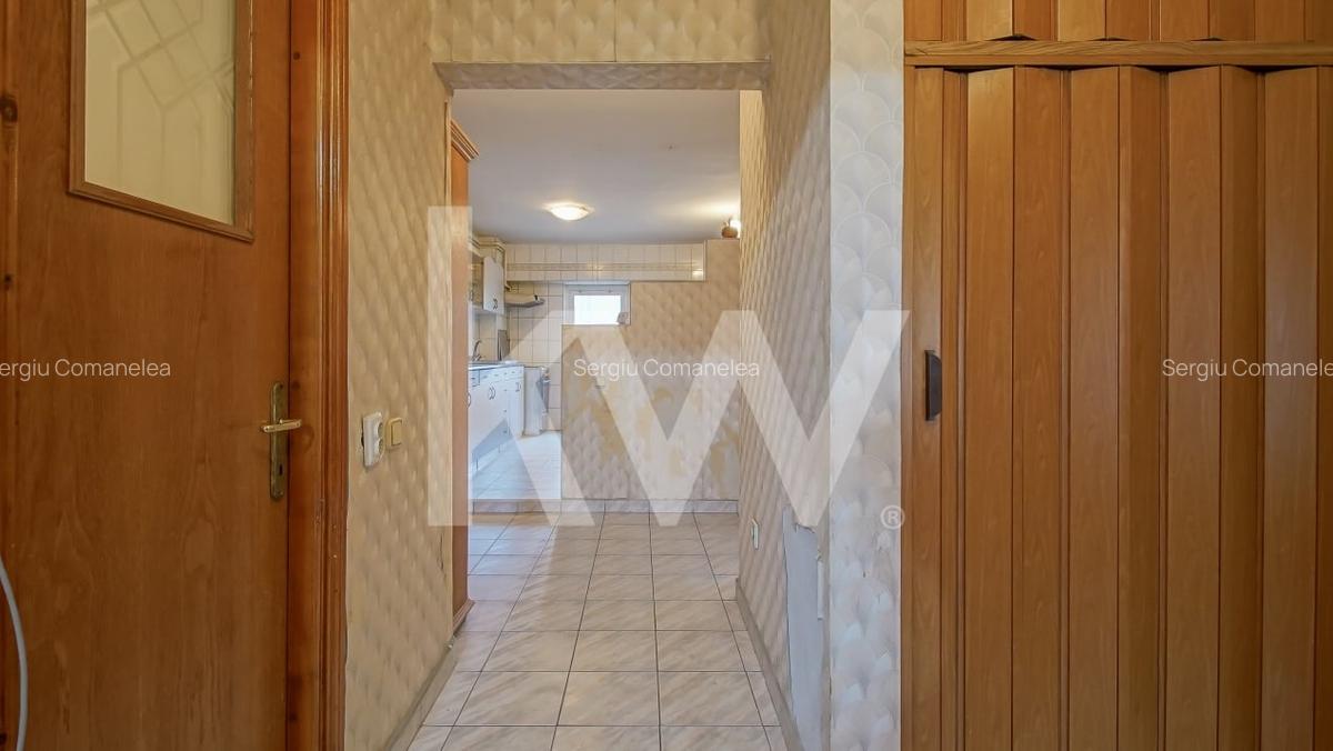 Vanzare apartament cu 3 camere, decomandat, 2 bai - Racadau - 12