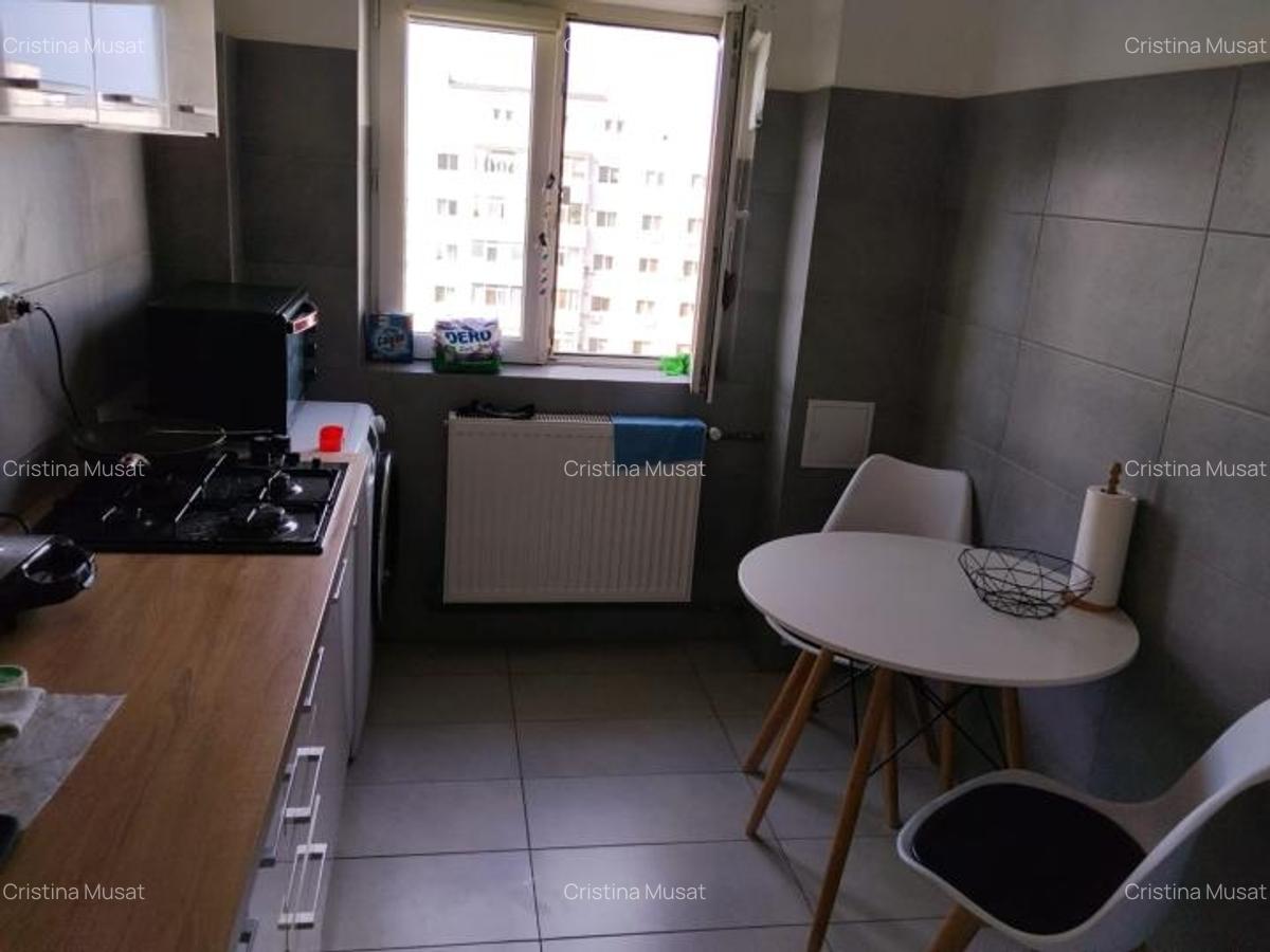 Muncii-Campia Libertatii-bloc 1979 - 5