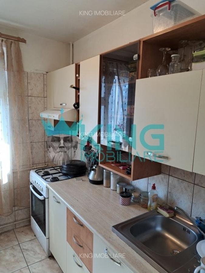 Apartament cu 2 camere semidecomandat, mobilat în 1 Mai - 8
