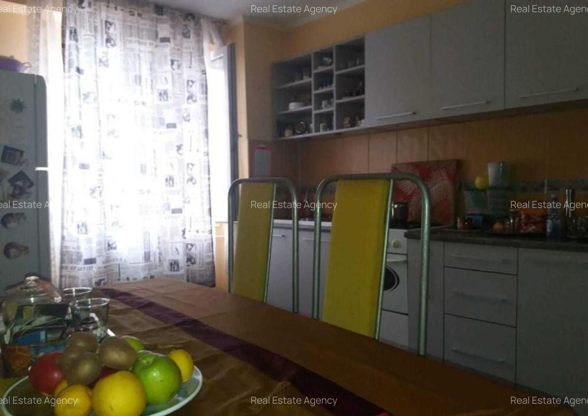 Apartament cu 3 camere in zona Lipovei - 5