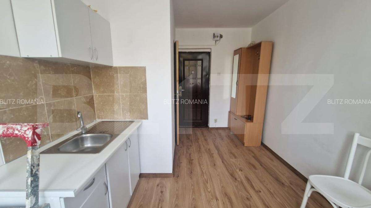 Camera de camin, cu baie in camera, 12 mp, zona Tractorul - 4