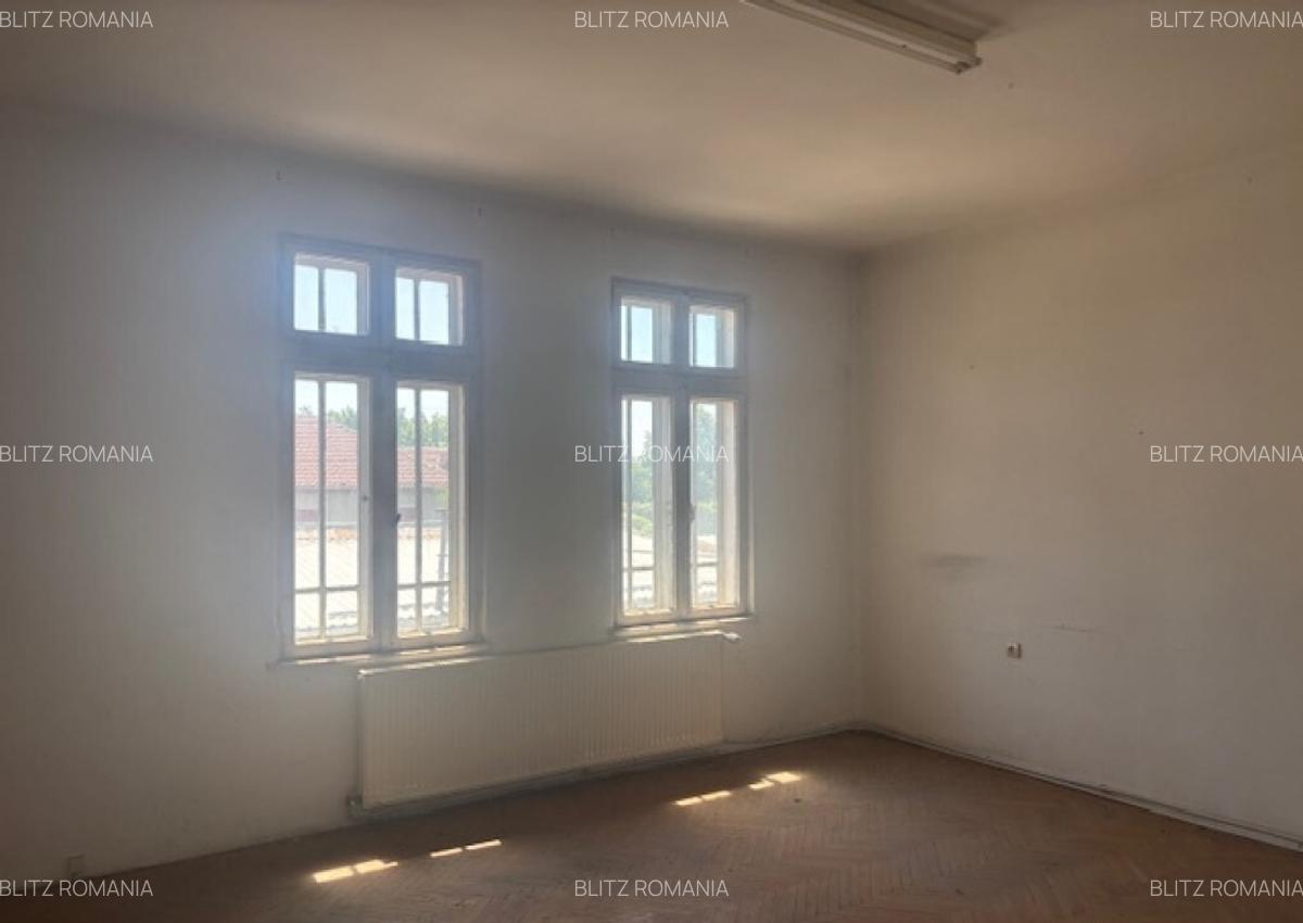 Casa boiereasca D+P+1, 380mp utili, zona Centrala - 10
