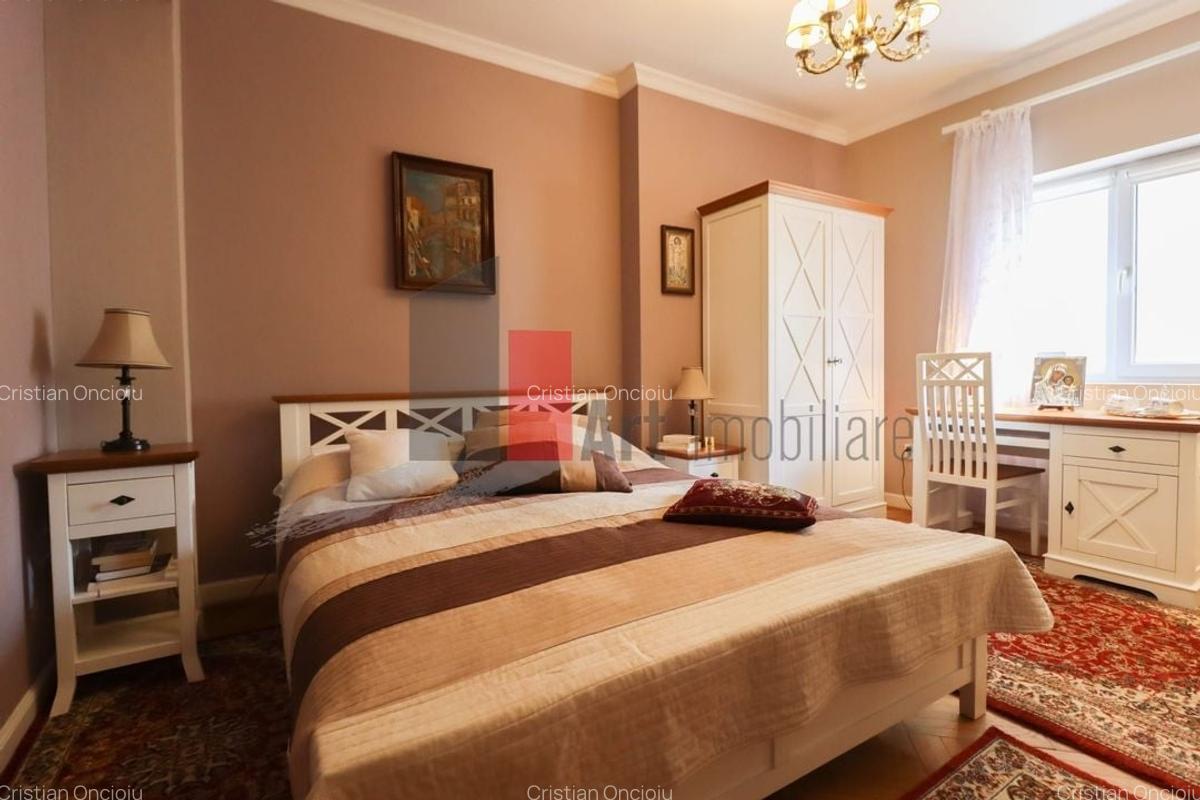 Apartament cu 3 camere semidecomandat în Universitate - 22