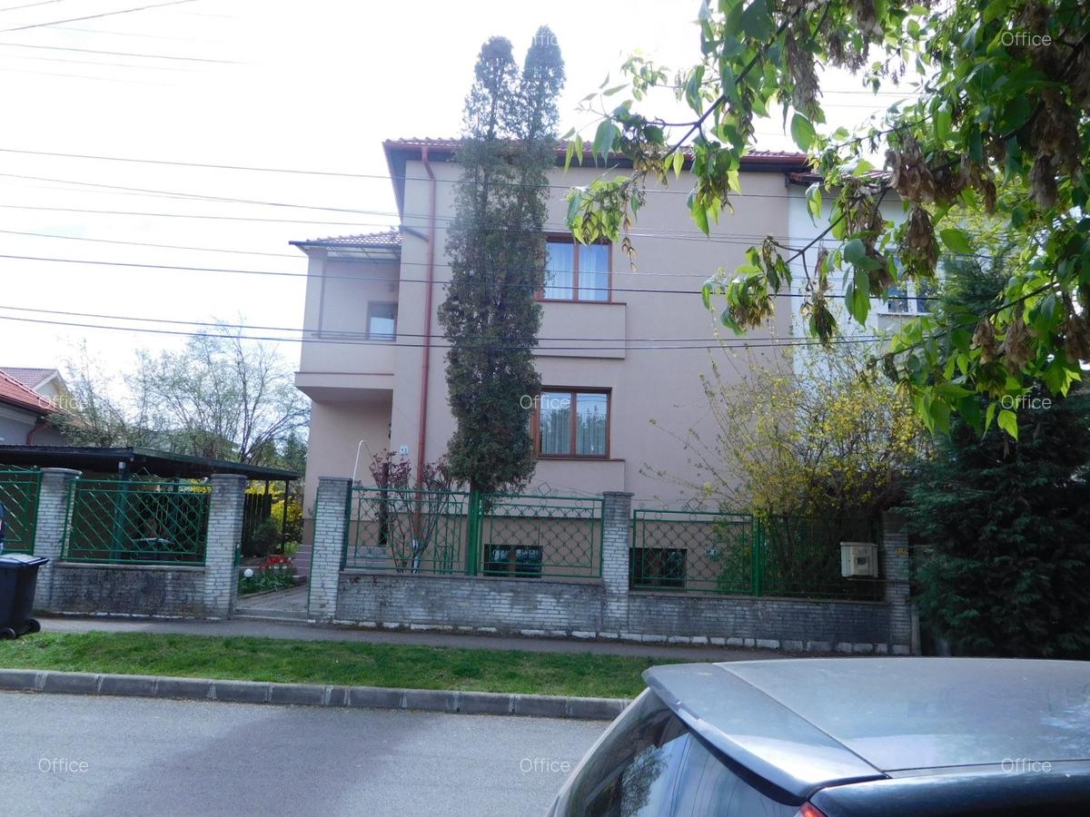 Casa+teren in cartierul Andrei Muresanu-oferta buna! - 1