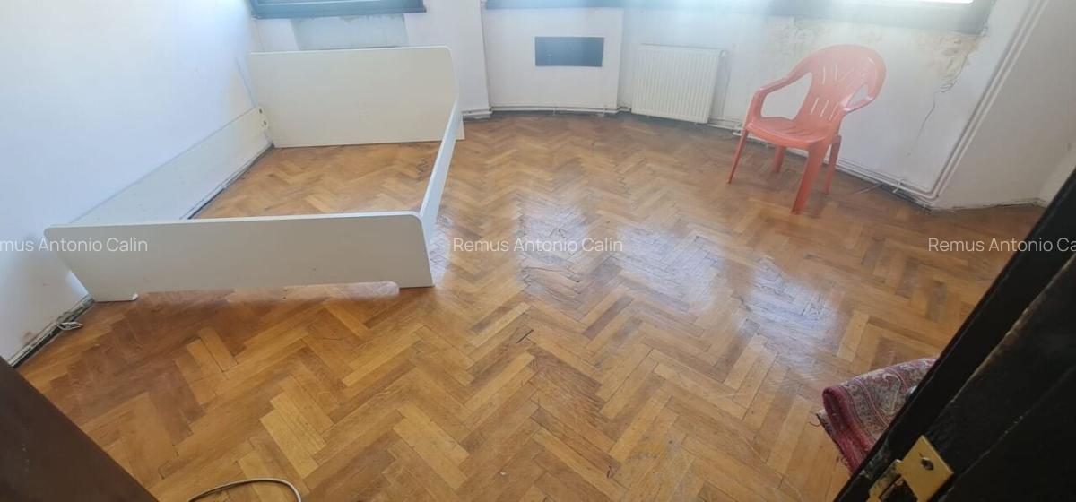 Cartierul Armenesc Ultracentral Apartament 4 camere - 5