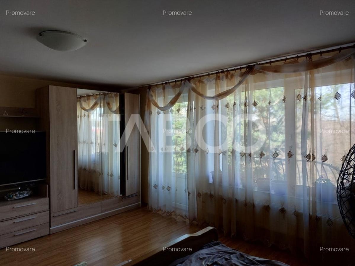 Casa individuala 4 dormitoare curte gradina zona retrasa in Cisnadie - 13