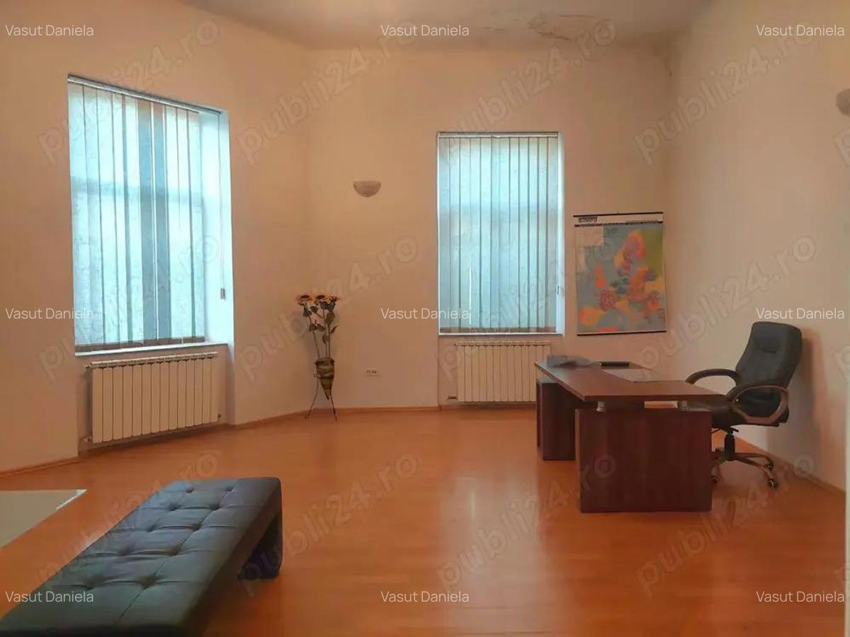 Dau in chirie apartament in casa ,doua camere,ultracentral,suprafata ultima 100 MP - 5