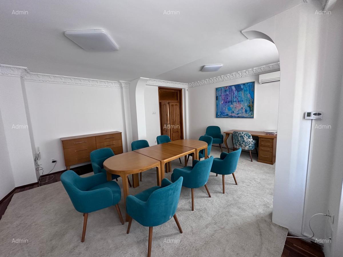 Vila individuală P+2+M.Construita în 2005 - 1