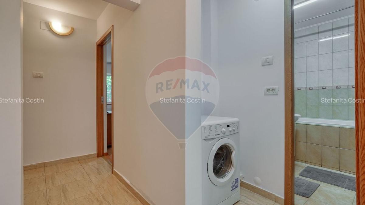 Apartament cu 3 camere de vanzare in zona Central - 4