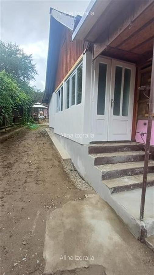 Casuta traditionala de vanzare in Saliste - 1