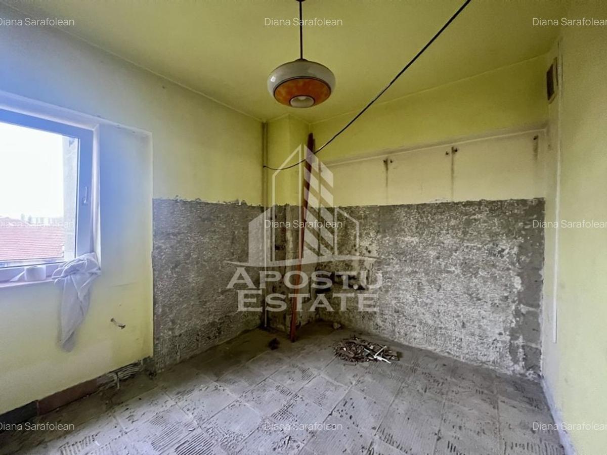 Apartament cu 4 camere decomandat în Simion Bărnuțiu - 4