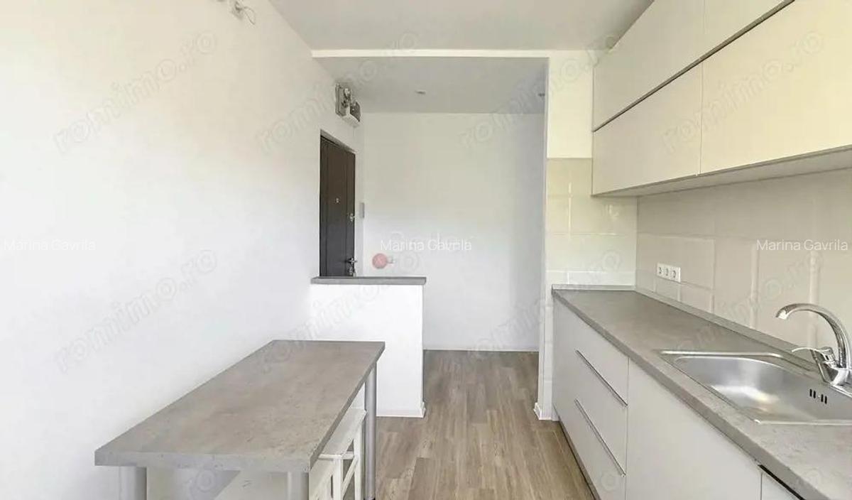 Apartament partial mobilat - 10