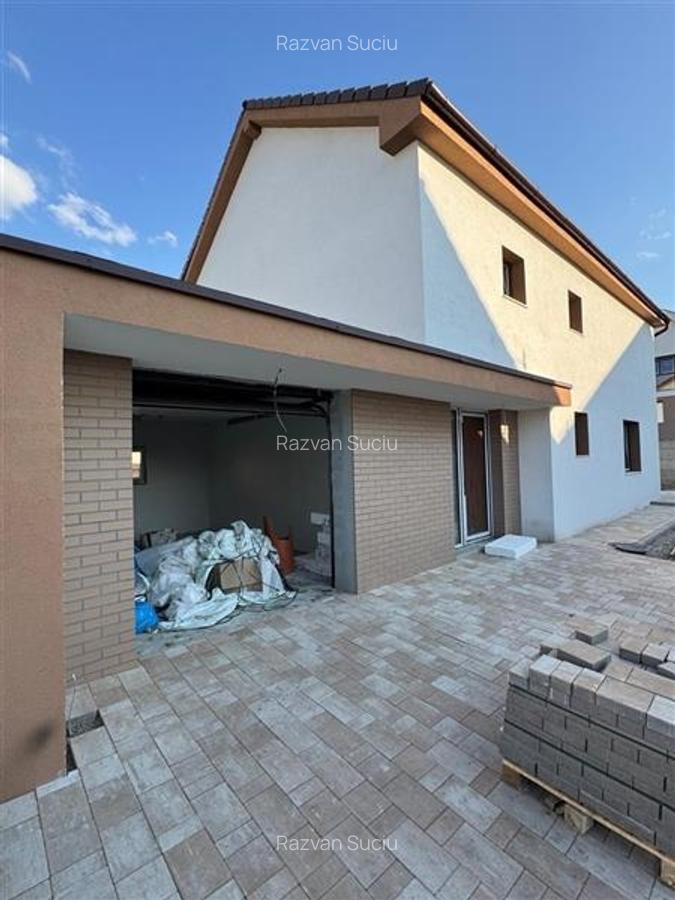 Casa Individuala + Garaj situata in Chinteni - 12
