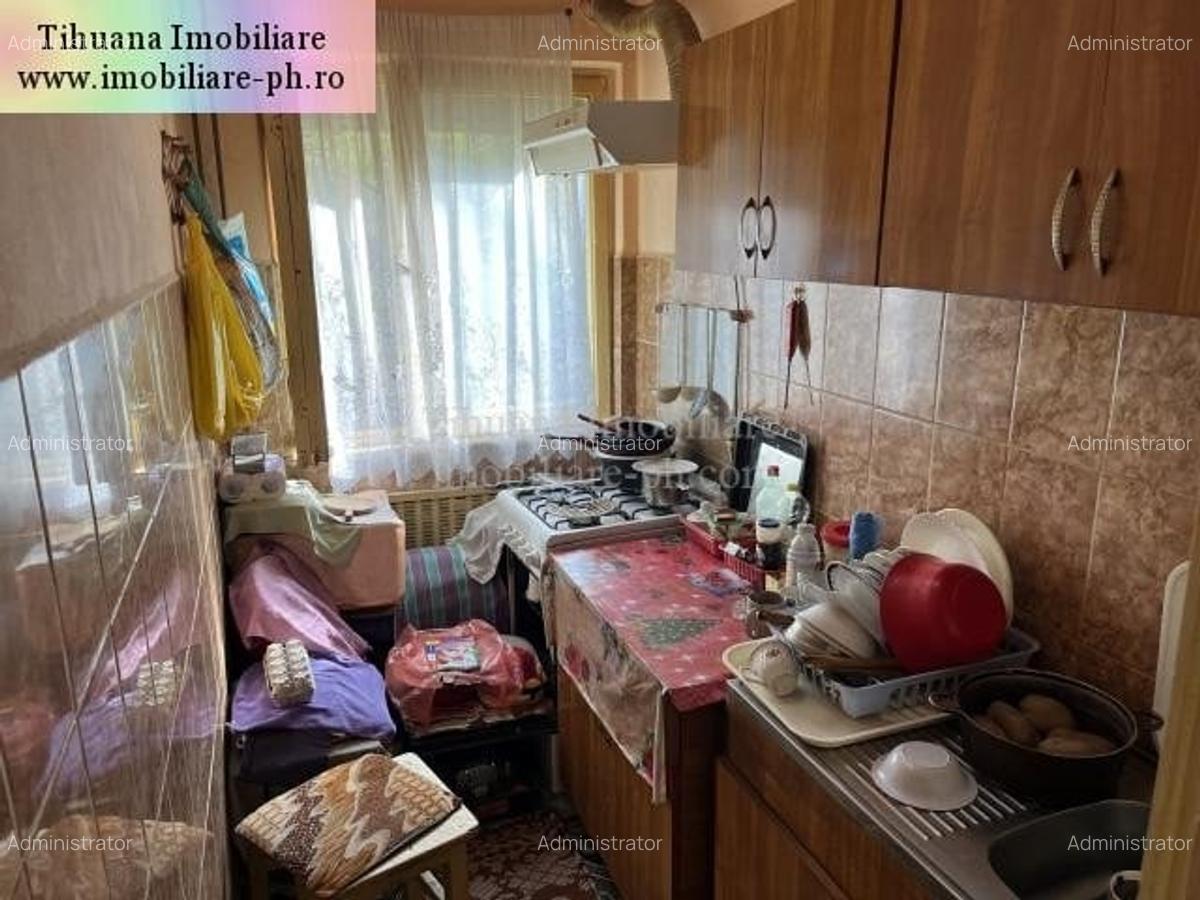 Apartament 2 camere de vanzare:Vest(Zarandului),etajul 2 - 6