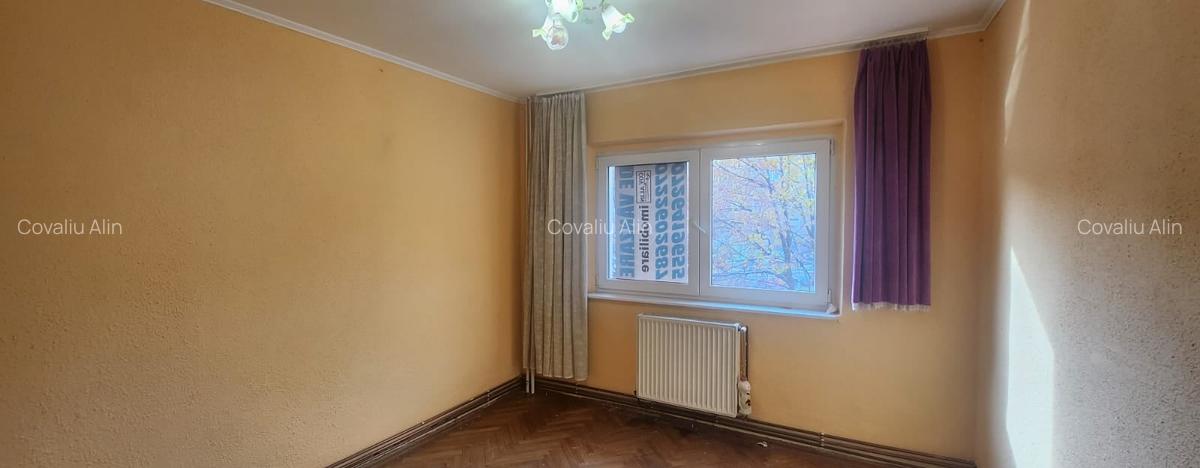 Apartament 2 camere situat in cartier Scriitorilor, etaj 1,decomandat, beci! - 1