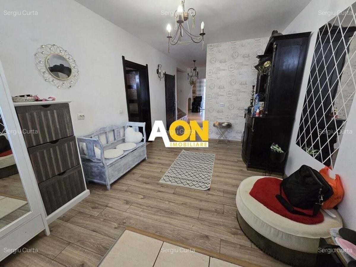 1/2 Duplex Zona Centru, 7 Camere, 310mp Teren - 2