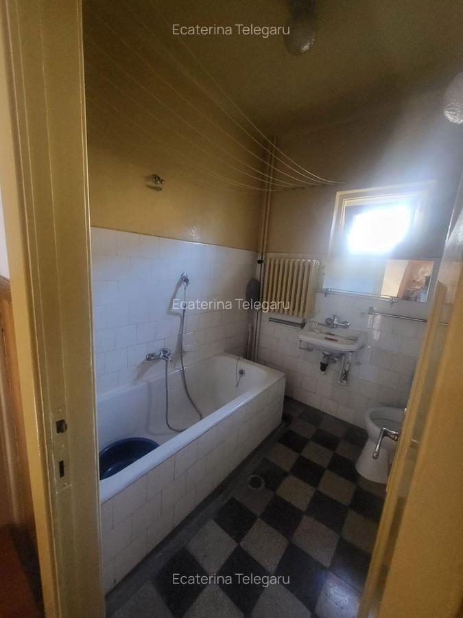 Vanzare Casa vintage 4 camere, curte proprie, centrala, garaj , Vatra Luminoasa - 12