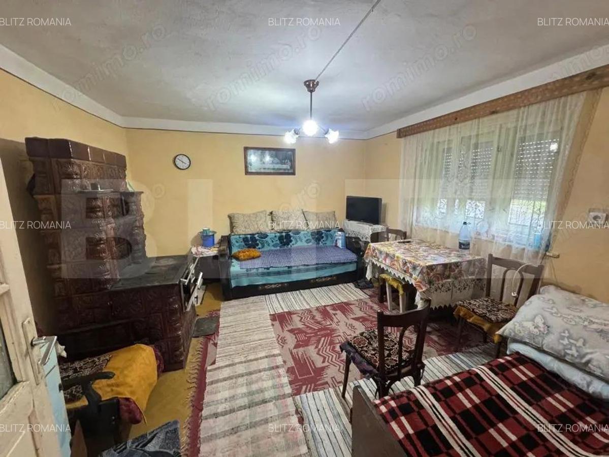 Casa, Comuna Apa ,Sat Someseni, 50mp, 17 ari teren - 2