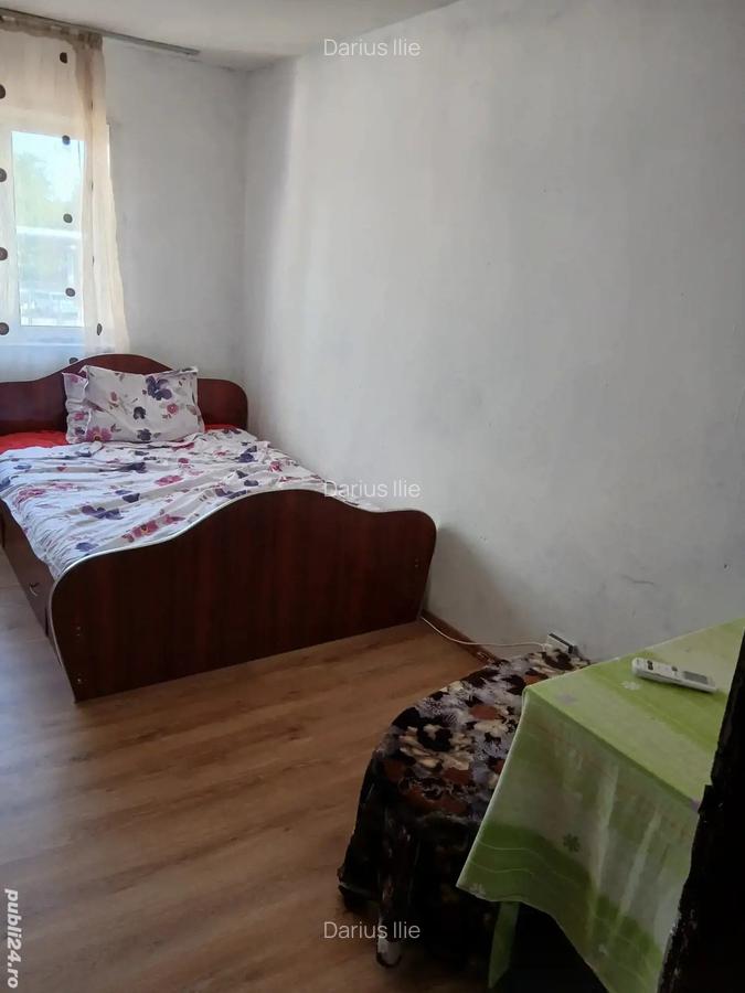 Inchiriez camera stil garsoniera - 4