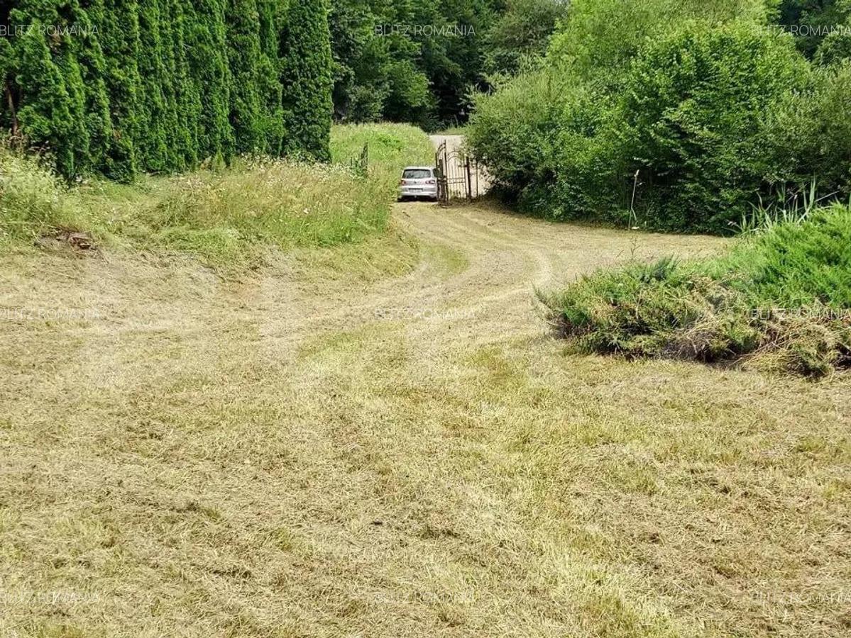 Casa de Vacan?a pe Valea Ighielului 3 camere, 2500 mp curte - 18