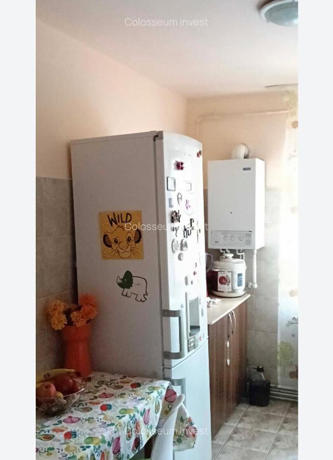 Apartament cu 2 camere, semidecomandat - zona Centru Civic - 3