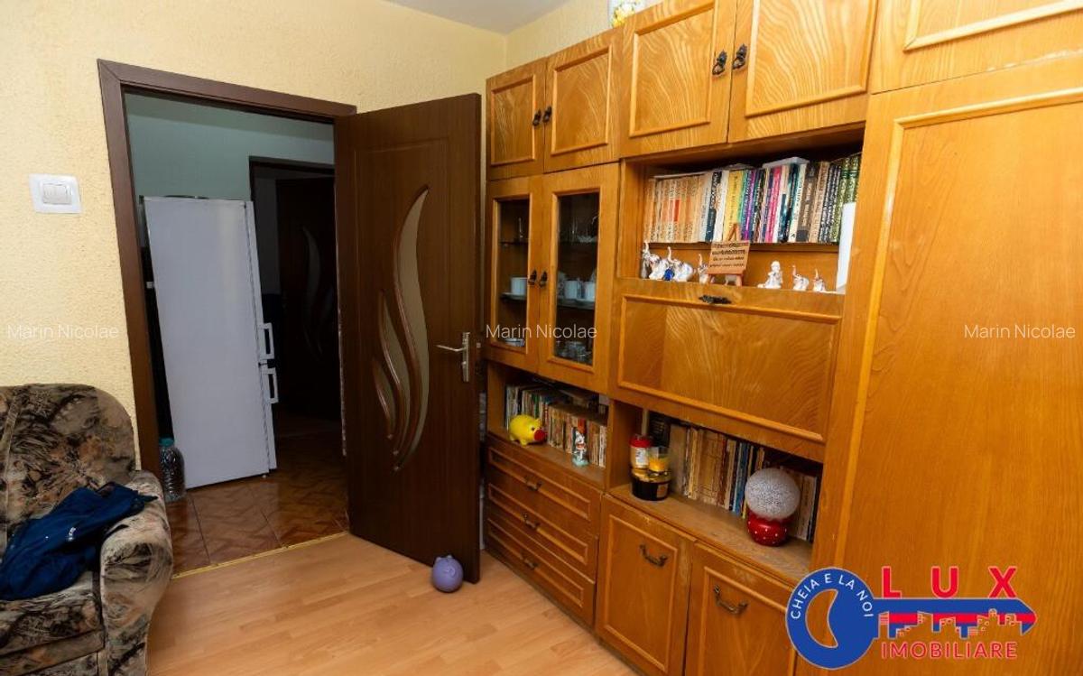 ID 3608 Apartament 3 camere de vanzare *Str. I.L.Caragiale - 4