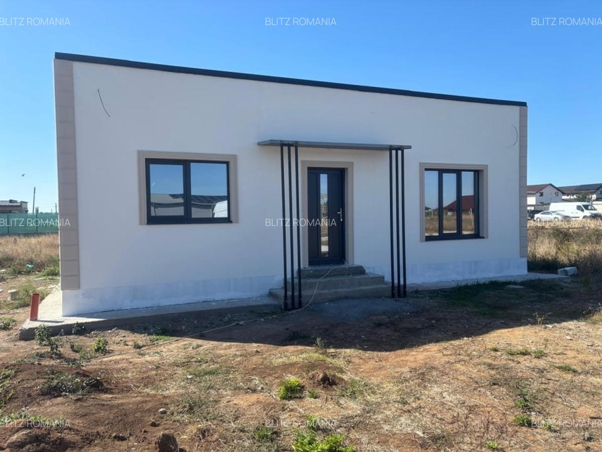 Casa pe parter Carcea , 325 mp teren - 2