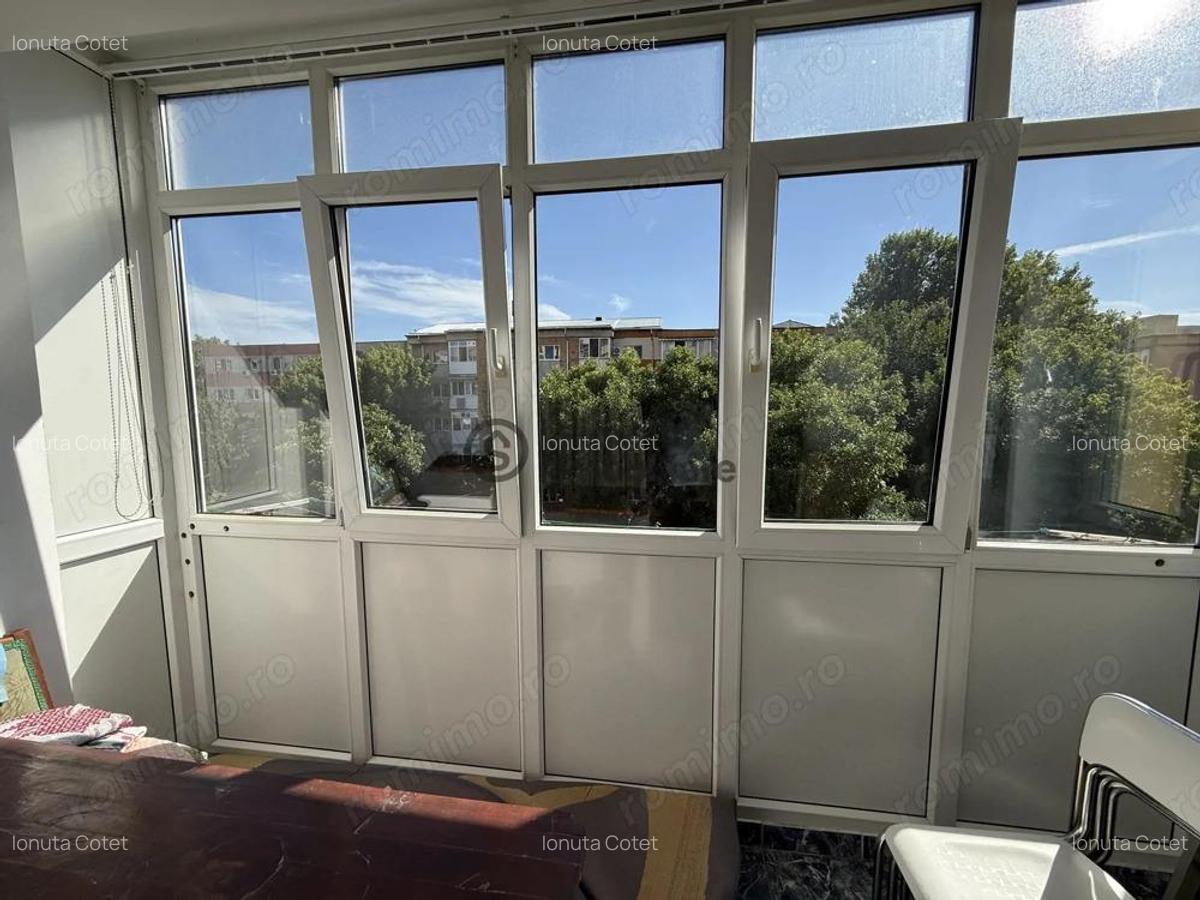 2 camere decomandate, etaj 3, Rovine - 95 000 Euro - 9