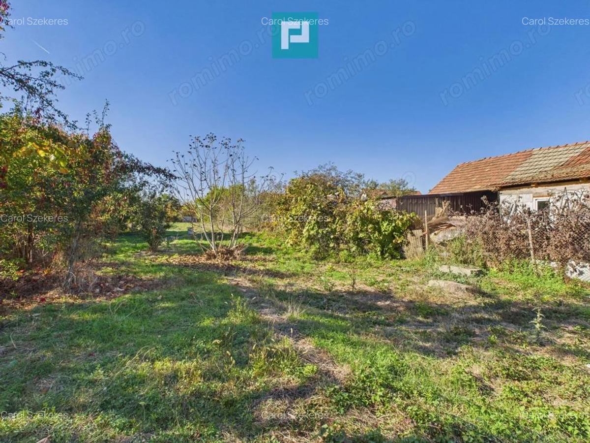 Teren intravilan de 1363 mp in Mandruloc - 2