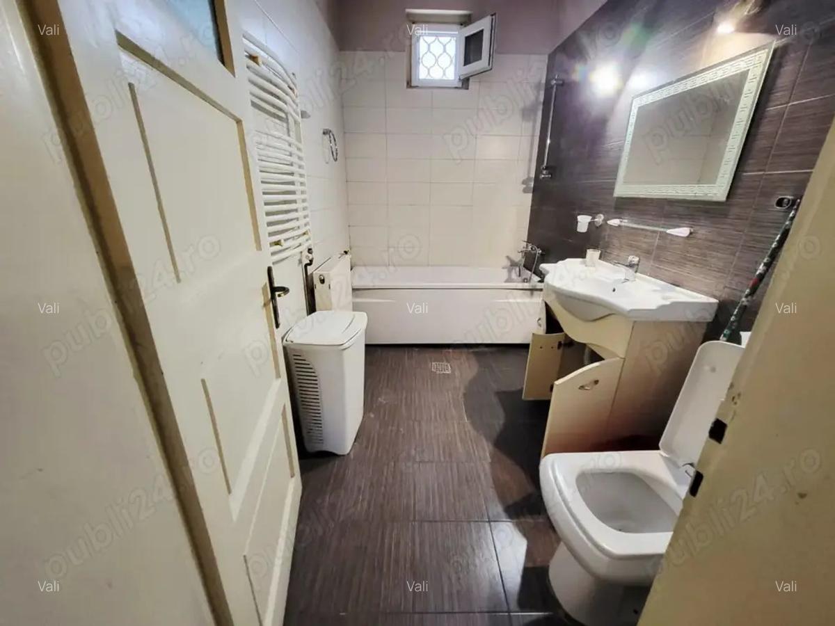 *PROPRIETAR*Casa 3 camere*Bucatarie+Baie+Beci*Sud*Democratiei*Piata Anton* - 7