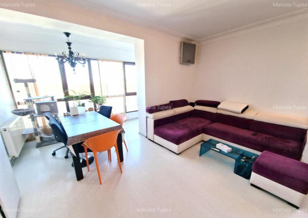 3 CAMERE DAMAROAIA- PETROM CITY-garaj inclus - 8